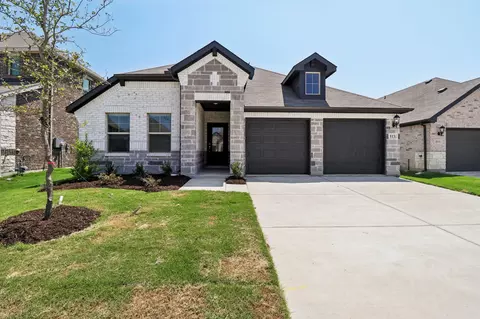 513 Stagg St, Mckinney, TX 75069