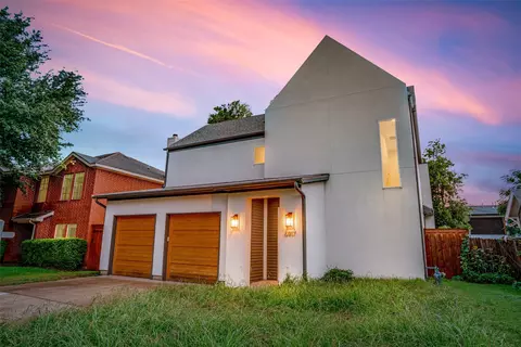 6917 Tyree St, Dallas, TX 75209