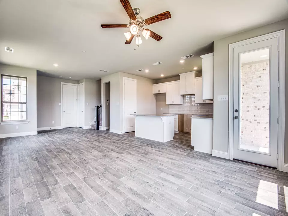 Living - 641 Hutchinson Ln, Lewisville, TX 75077 photo 1 of 3