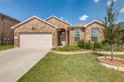 9128 Sycamore Leaf Dr, Fort Worth, TX 76179