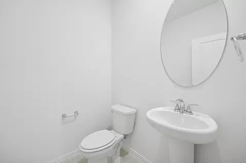 Bath - 1363 Los Olmos Ln, Crandall, TX 75114 photo 1 of 3