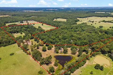 2411 County Road 2411, Honey Grove, TX 75446