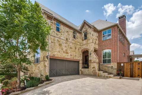 950 The Lakes Blvd, Lewisville, TX 75056