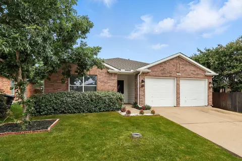 1445 Trading Post Dr, Fort Worth, TX 76131