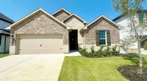 2704 Starling St, Denton, TX 76205