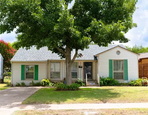 1312 S Brighton Ave, Dallas, TX 75208