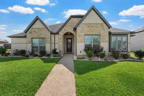 1065 Hesselridge Dr, Hewitt, TX 76643