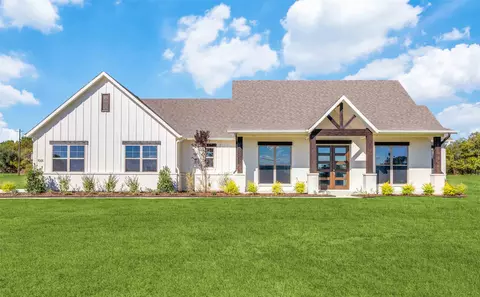 1001 Emery Ct, Willow Park, TX 76087