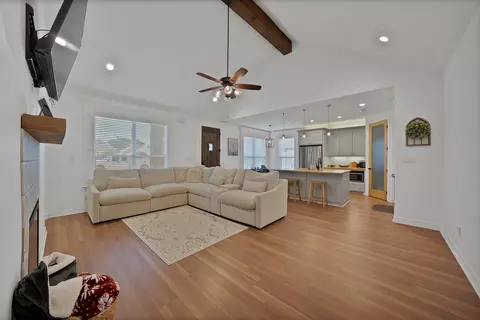 940 E 5th St, Springtown, TX 76082 photo 7