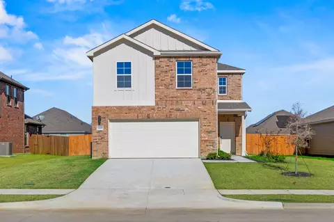 1029 Park Oak Ln, Crowley, TX 76036