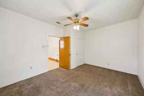 Bedroom - 808 E High St, Terrell, TX 75160 photo 4 of 5