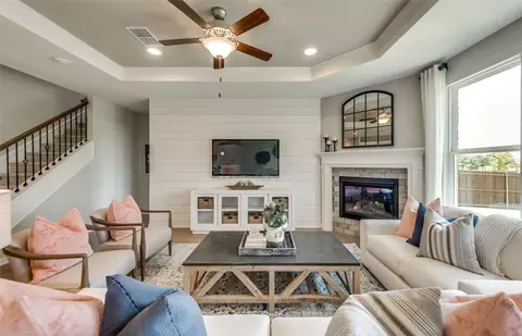 Living - 1620 Prosper Ln, Anna, TX 75409 photo 2 of 3