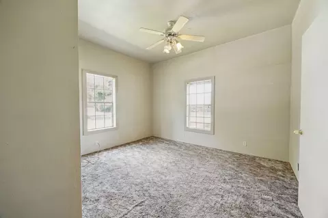Bedroom - 1000 E Brin St, Terrell, TX 75160 photo 2 of 8