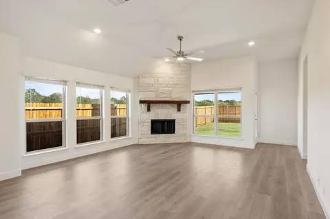 301 Saddlewood Trl, Commerce, TX 75428 photo 17