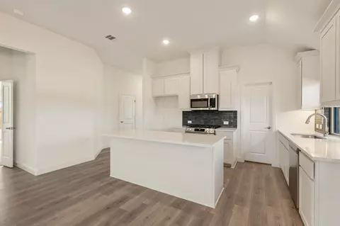 301 Saddlewood Trl, Commerce, TX 75428 photo 11