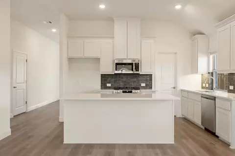 301 Saddlewood Trl, Commerce, TX 75428 photo 12