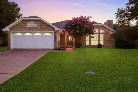 6833 Old Mill Rd, North Richland Hills, TX 76182
