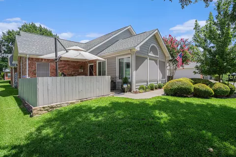 6154 Haley Ln, Fort Worth, TX 76132