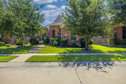 7428 Park Place Dr, North Richland Hills, TX 76182