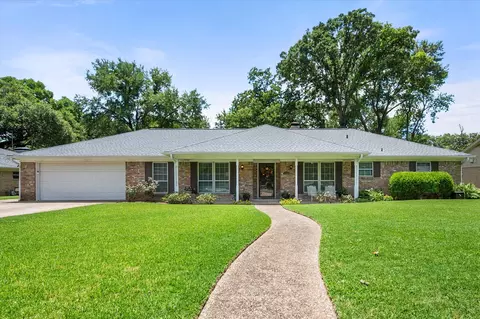 1824 Dartmouth Ln, Corsicana, TX 75110