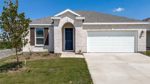 1518 Newsted Dr, Seagoville, TX 75159