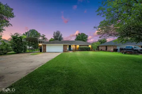 4409 Parkridge Dr, Benton, LA 71006