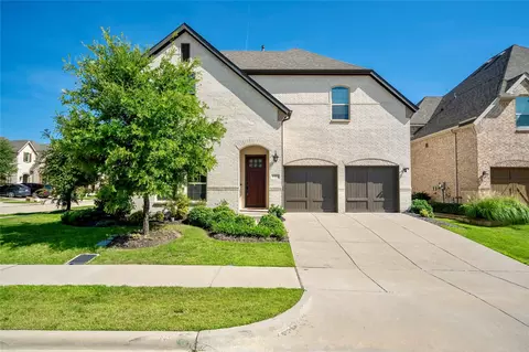 121 Erling Ln, Irving, TX 75039