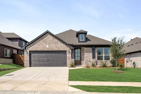 9008 New Ballinger Dr, Argyle, TX 76226