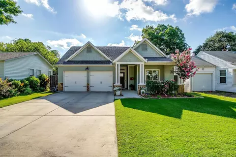 2733 Townsend Dr, Fort Worth, TX 76110