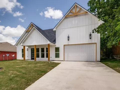 204 W Collins, Decatur, TX 76234