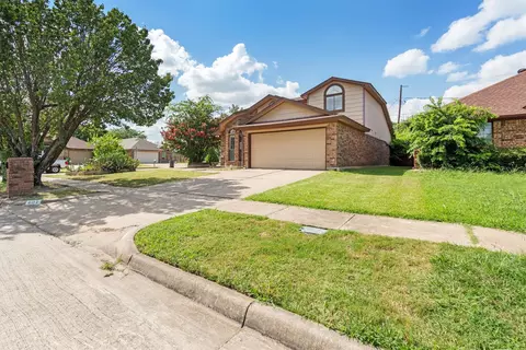 601 Oakland Hills Dr, Arlington, TX 76018