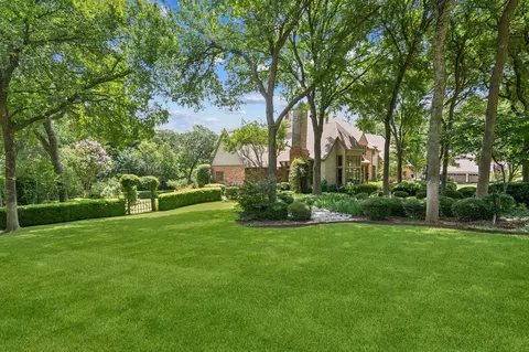 2624 Gentle Dr, Flower Mound, TX 75022