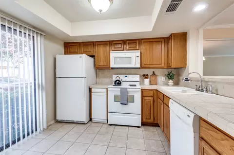 4505 N O Connor Rd #1125, Irving, TX 75062