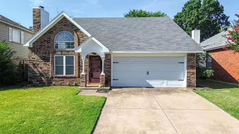 8832 Mystic Trl, Fort Worth, TX 76118