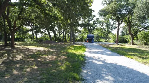 211 County Road 321, Comanche, TX 76442 photo 7