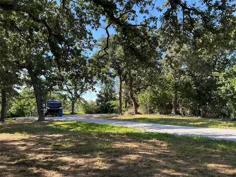 211 County Road 321, Comanche, TX 76442 photo 3