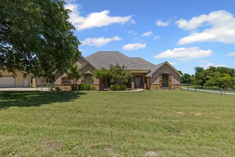 103 Hedges Cir, Weatherford, TX 76085