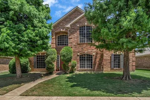 433 Jenkins Ln, Lewisville, TX 75067