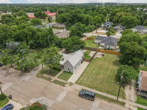 512 E Willingham St, Cleburne, TX 76031 photo 38