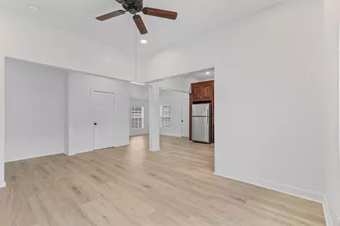 512 E Willingham St, Cleburne, TX 76031 photo 23