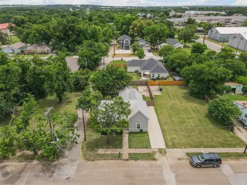 512 E Willingham St, Cleburne, TX 76031 photo 36