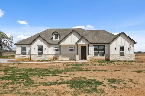 1955 Johnnie Dr, Springtown, TX 76082