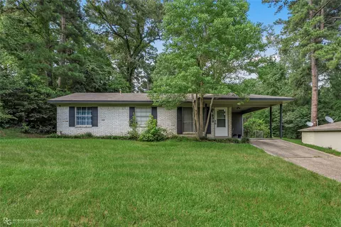 838 Fairlawn Dr, Shreveport, LA 71118