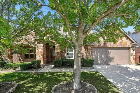 4000 Barnhill Ct, Denton, TX 76208