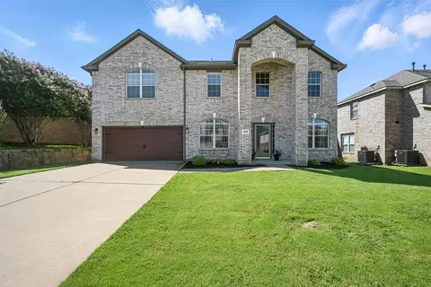 1906 Walnut Hills Ln, Mansfield, TX 76063