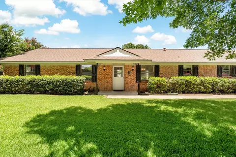 116 Larry Dr, Heath, TX 75032