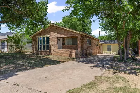 3118 Ross Ave, Fort Worth, TX 76106
