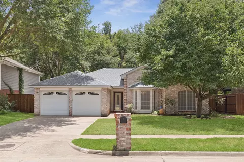 2521 Misty Glen Dr, Flower Mound, TX 75028