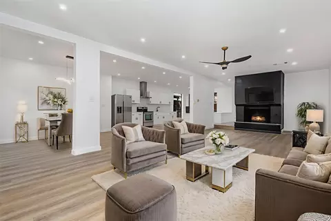 4942 Thunder Rd, Dallas, TX 75244