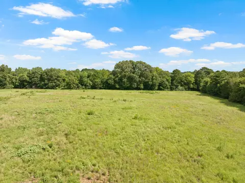 6670 Fm 1402, Mount Pleasant, TX 75455